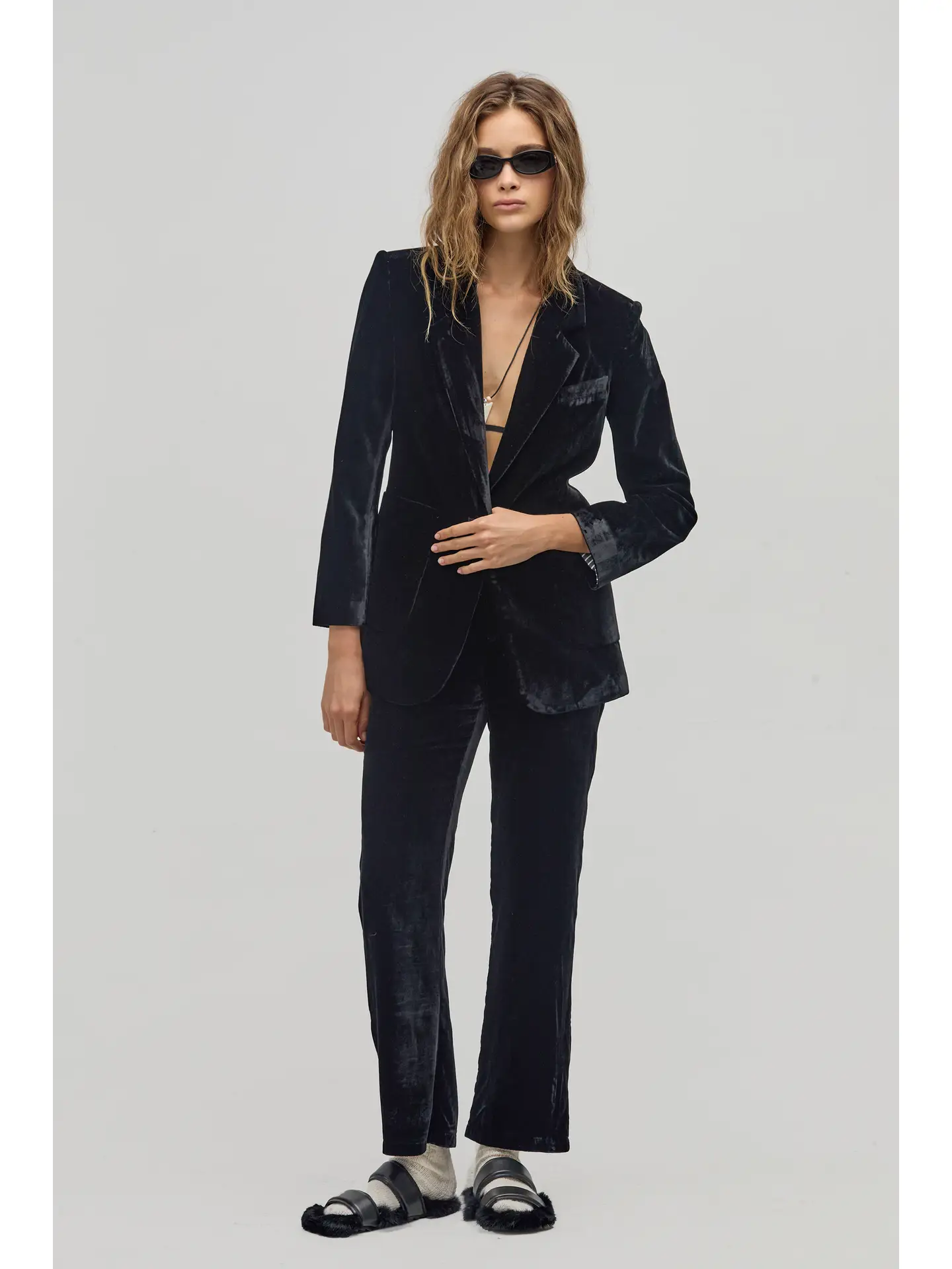 Areia Velvet Blazer - Black - Image 3