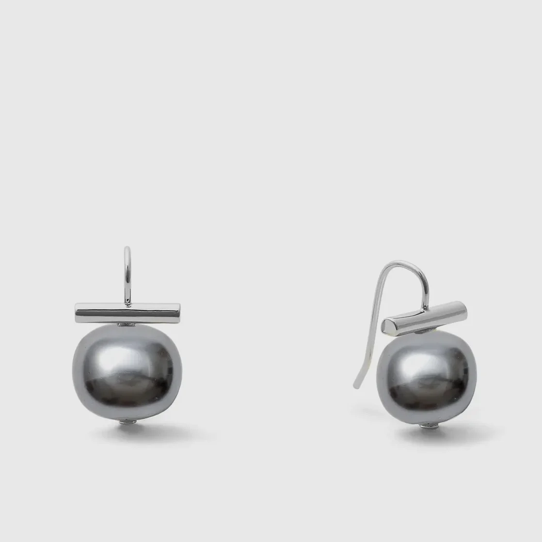 Classic Pebble Pearl Earrings - Medium Sterling Silver - Image 3
