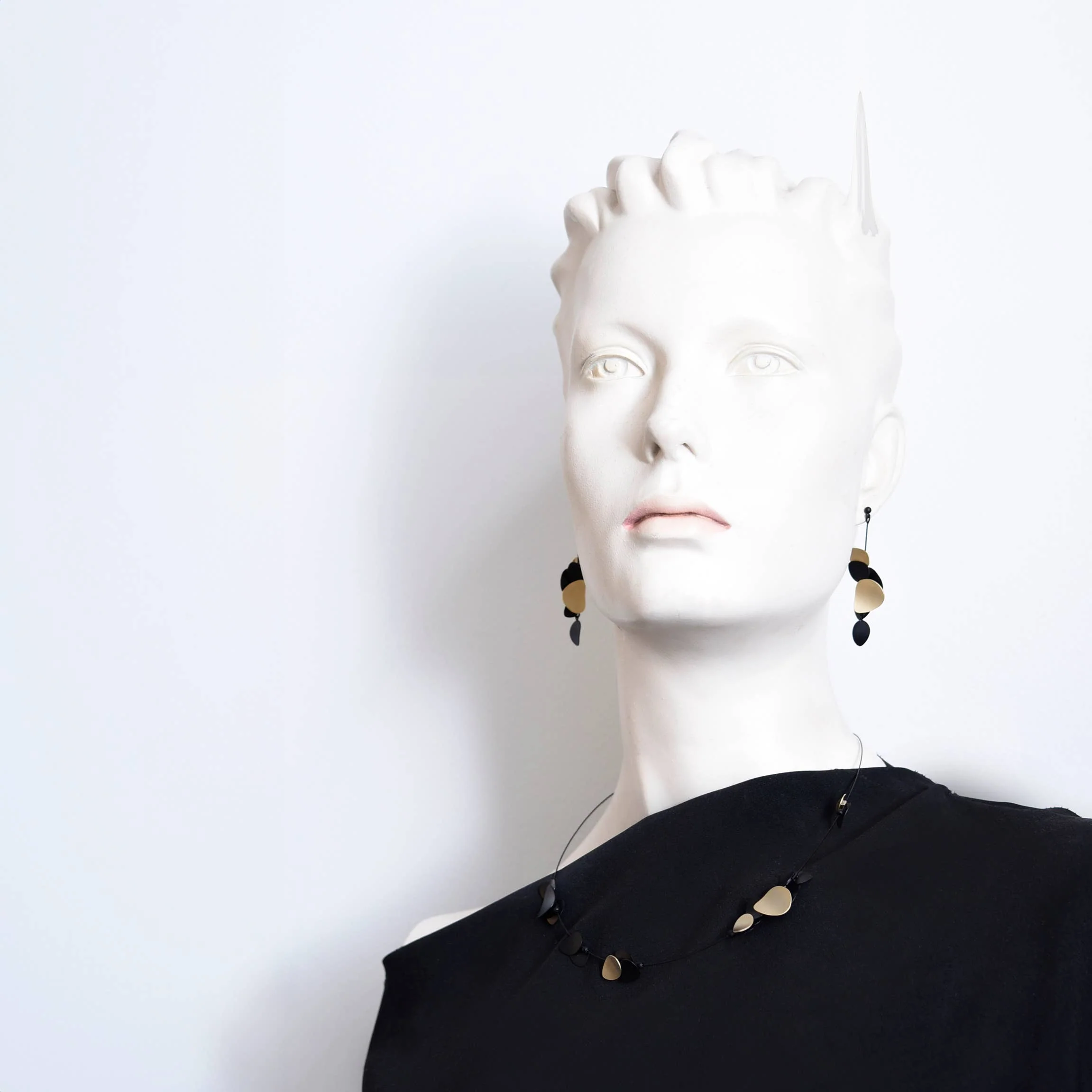 Florae Necklace - Image 4