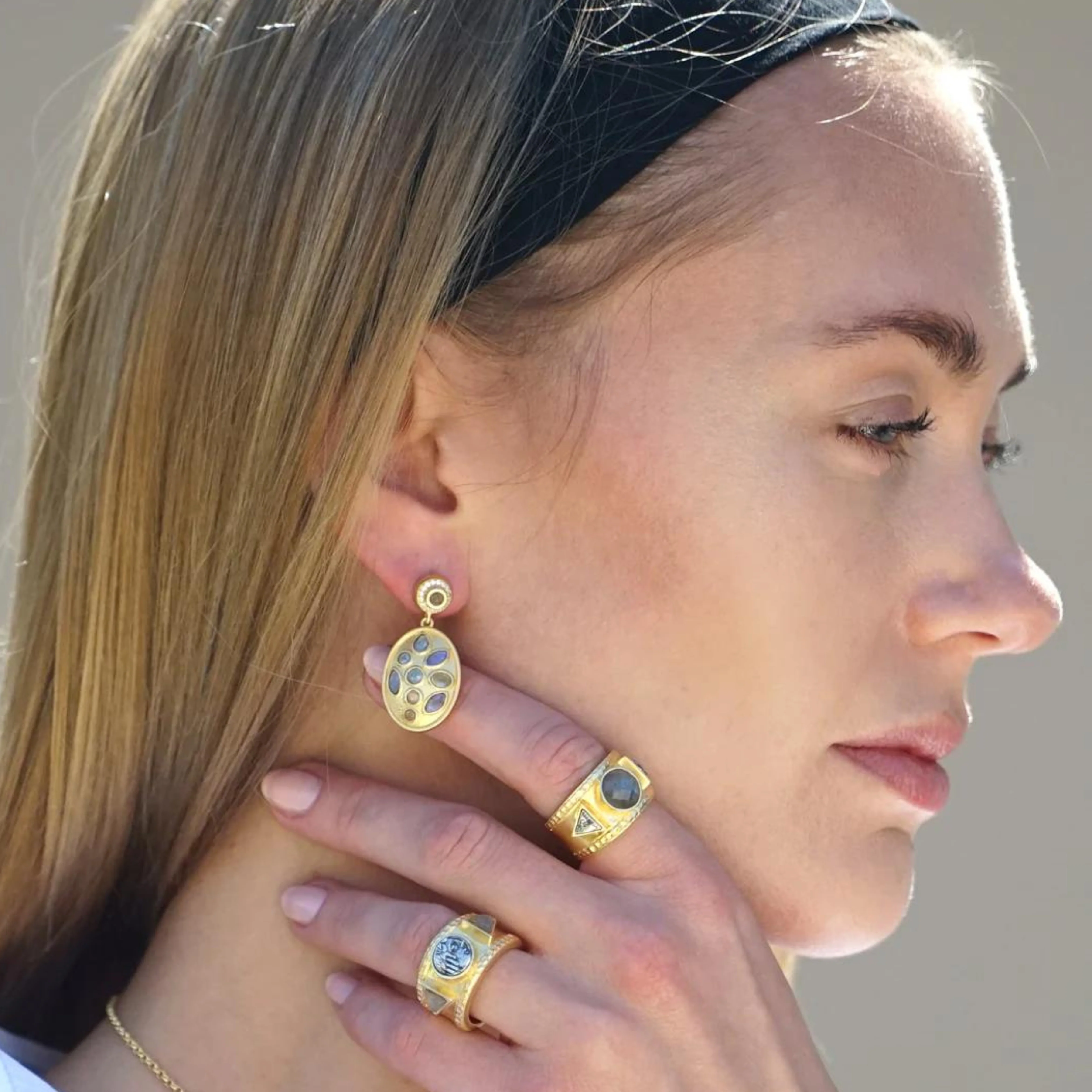 Gold Band Labradorite & Coin Tre Ring - Image 2