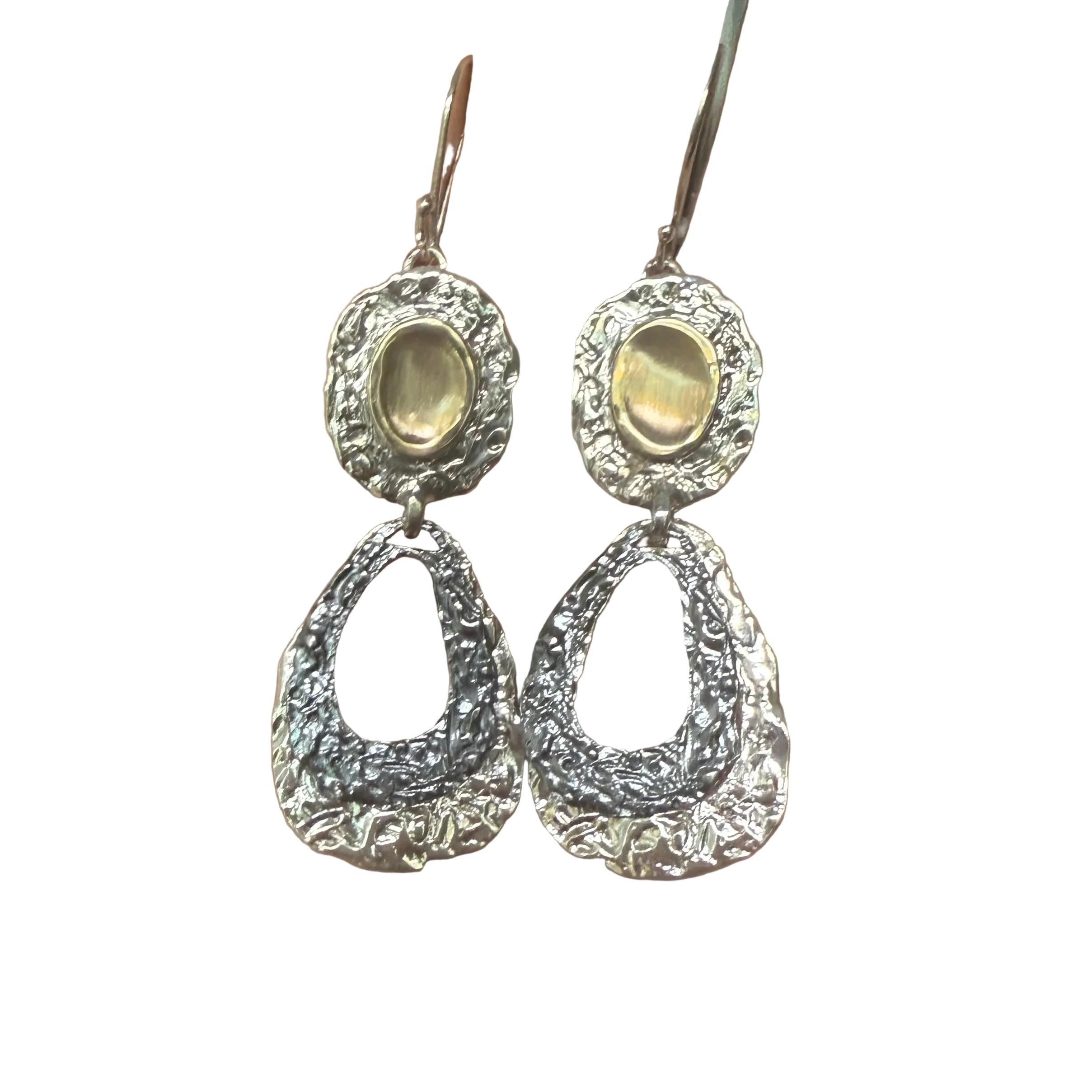 Obsidian Seamlet Earring - Image 2