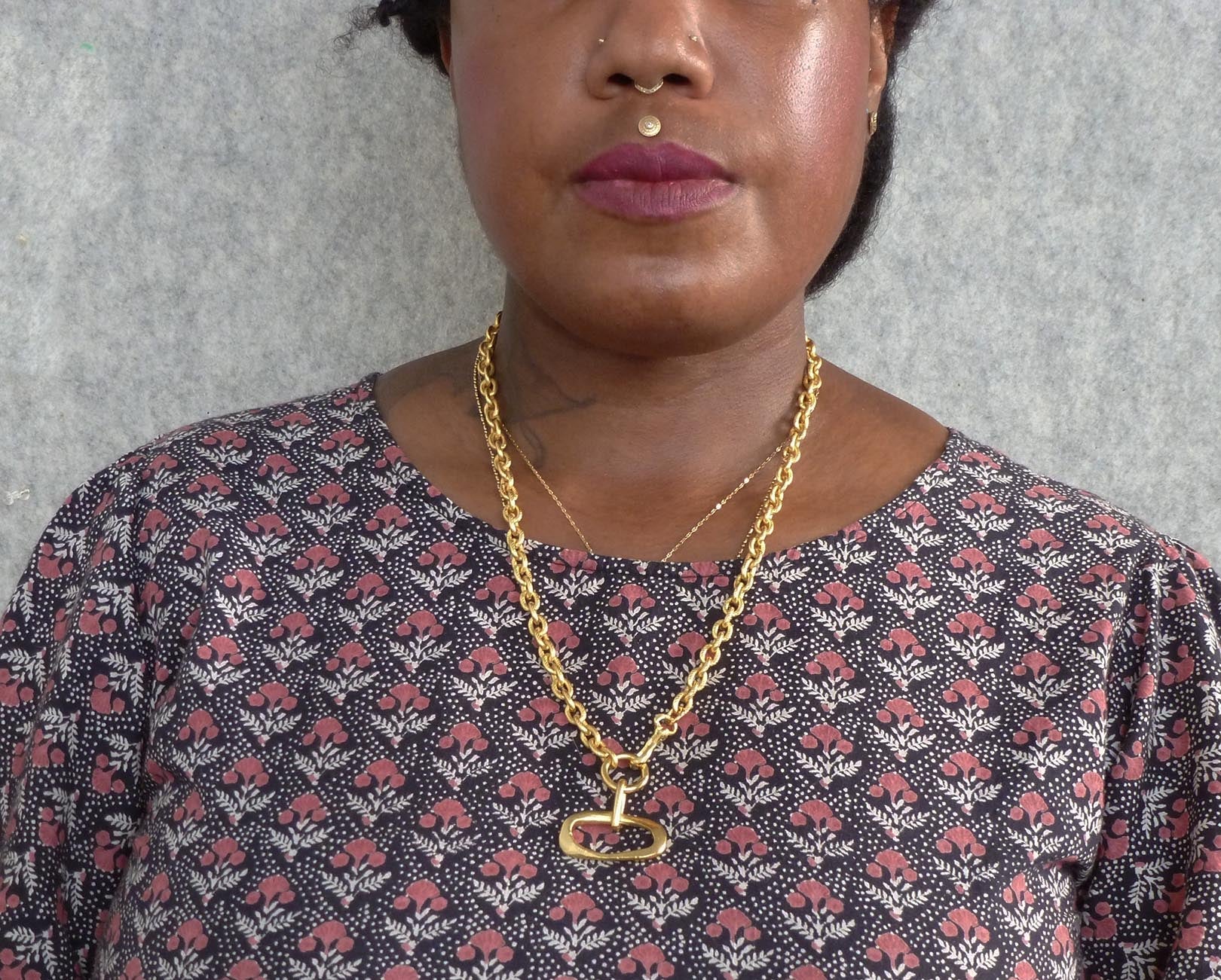 Gold To Me Small Pendant Necklace - Image 4