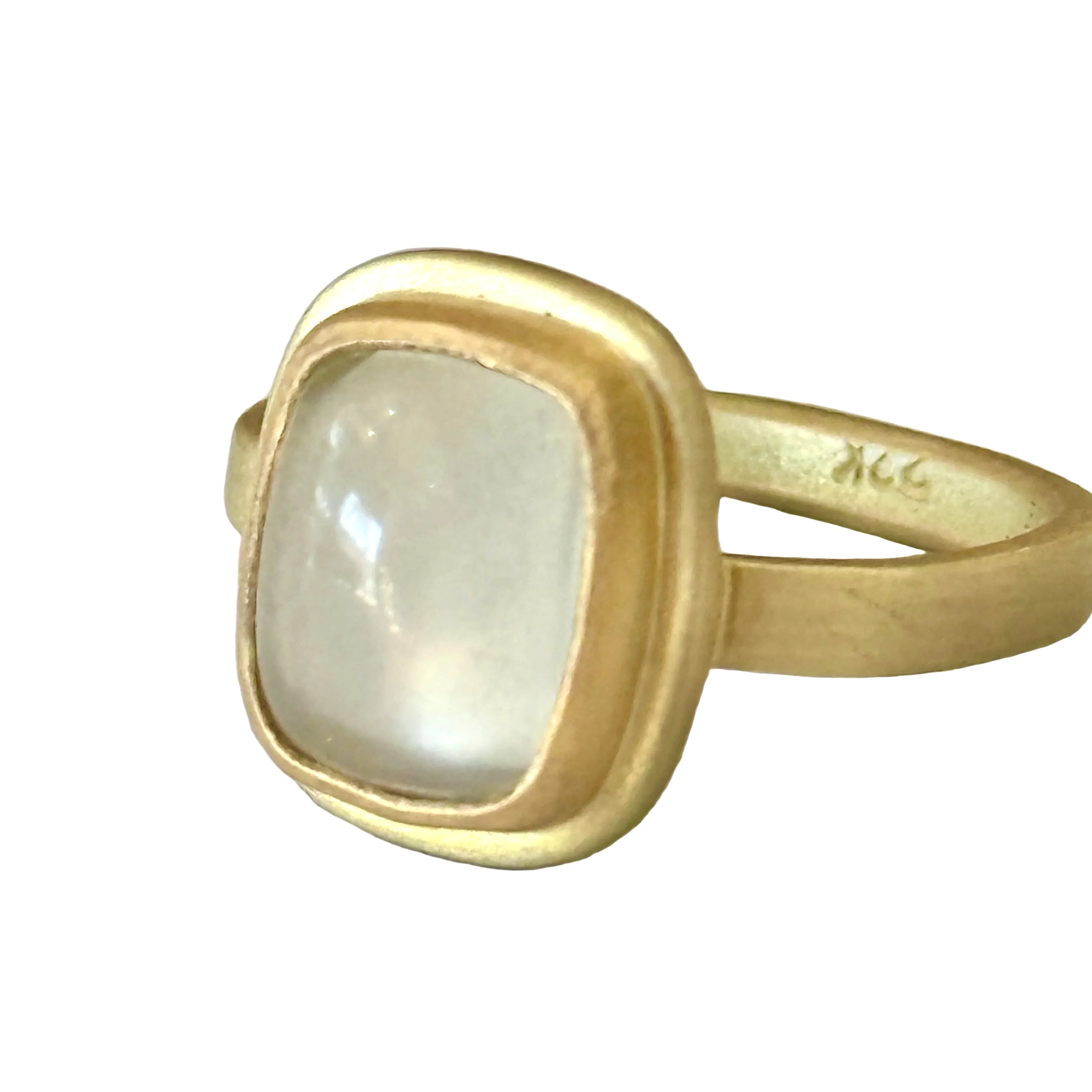Moonstone Classic Gold Ring - Image 3