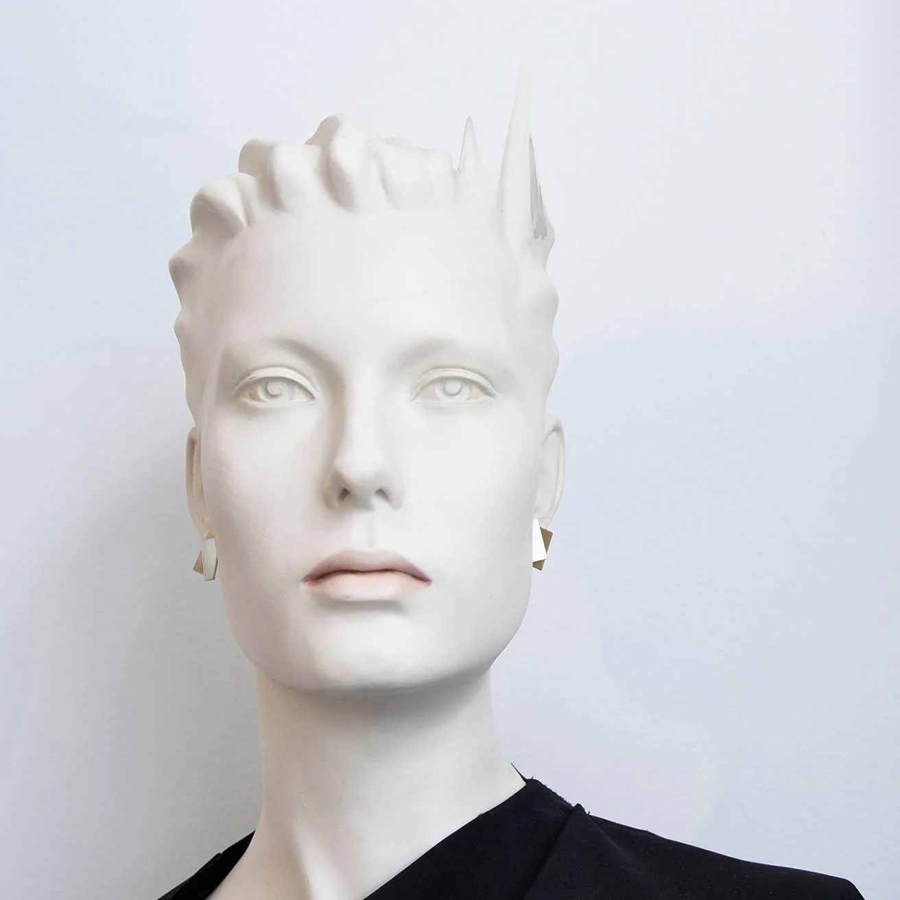 Neo Ear Studs - Image 4