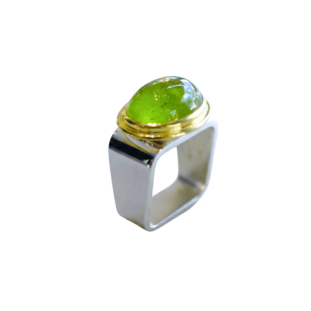 Peridot Square Ring 12x16mm - Image 3
