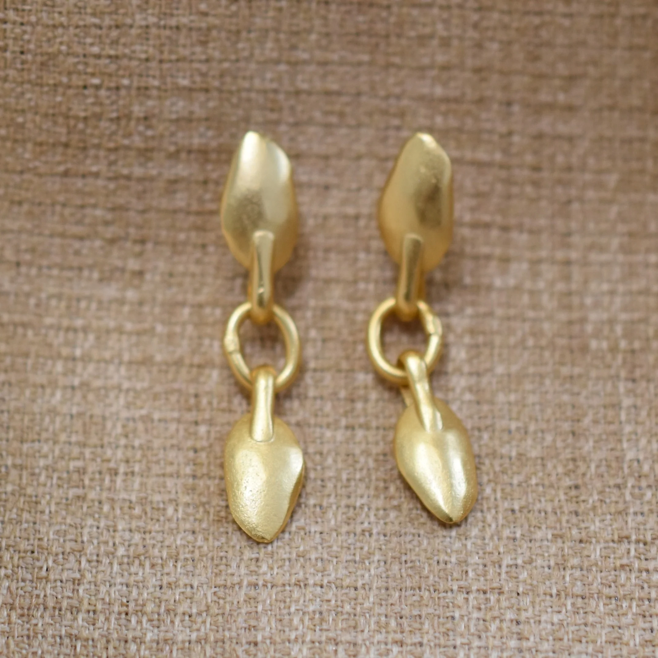 Queen of Spades Earrings - Image 3