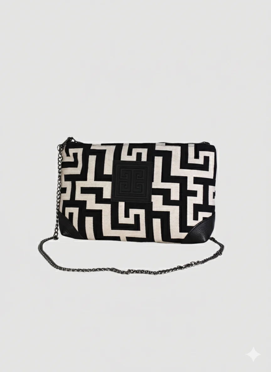 REA Crossbody Bag – CLASSIC Pattern in Ecru/Black - Image 4
