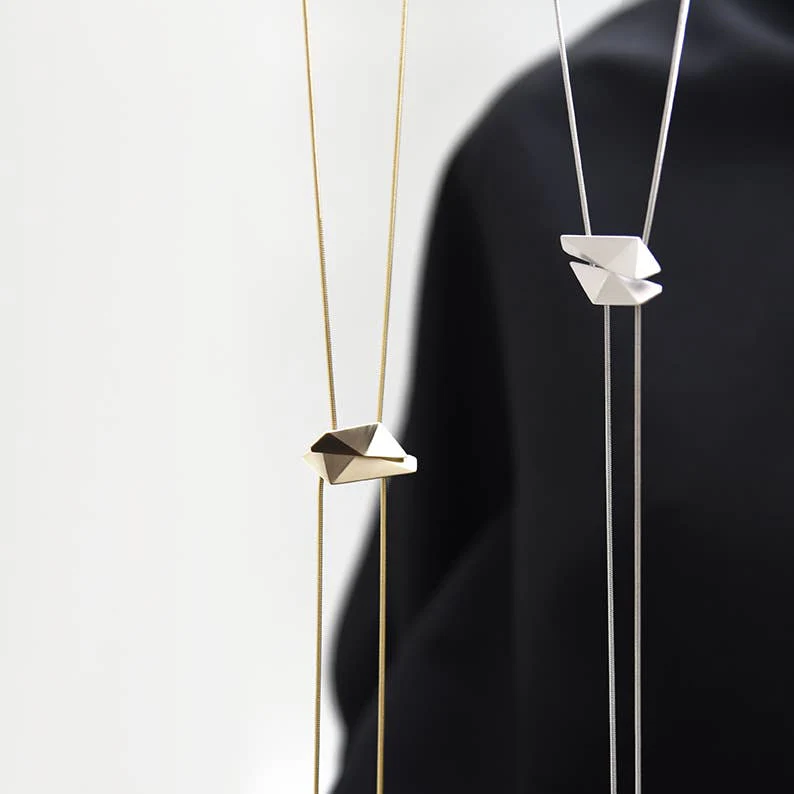Refract Lariat Necklace - Image 4