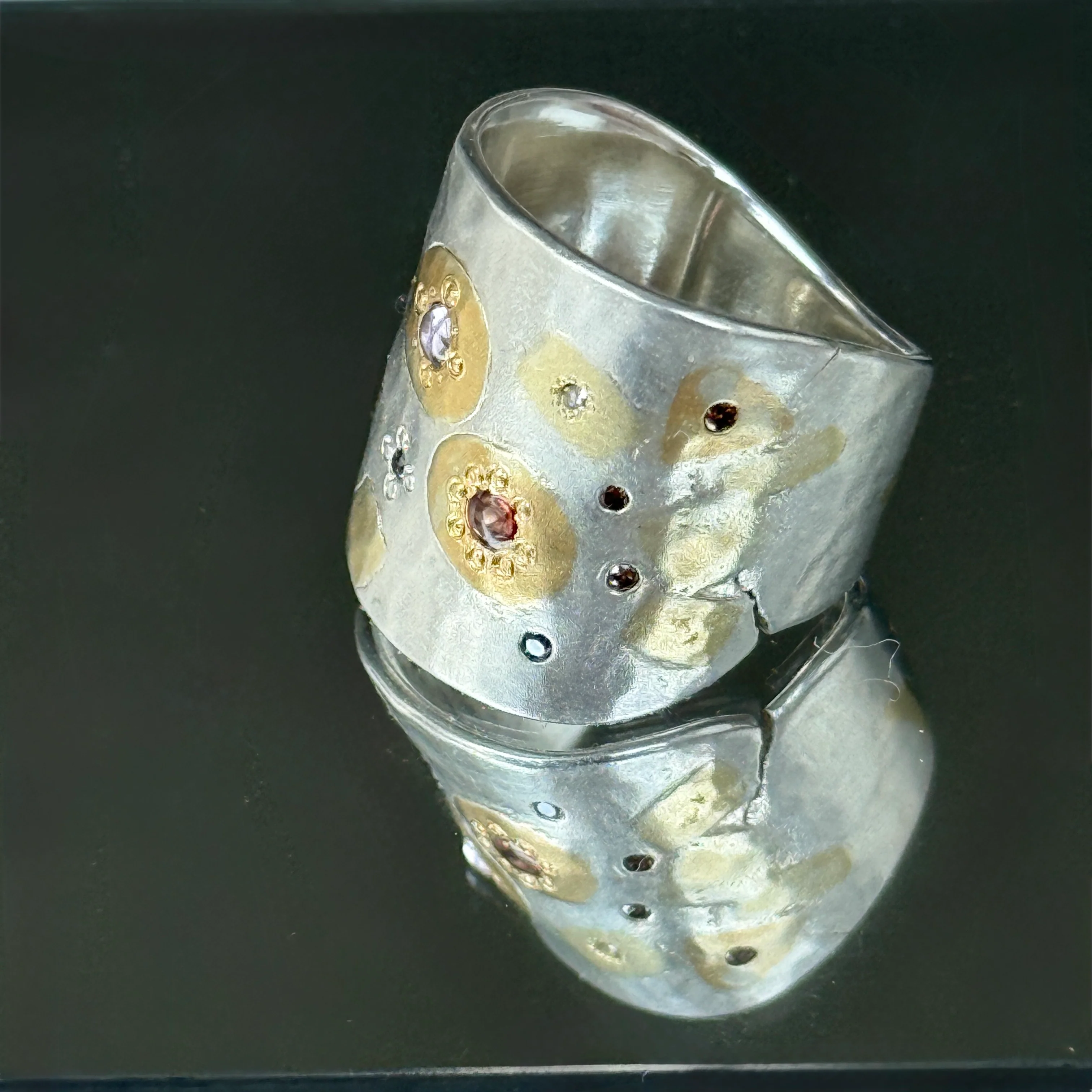 Sapphire and Diamond Saddle Ring - Image 4
