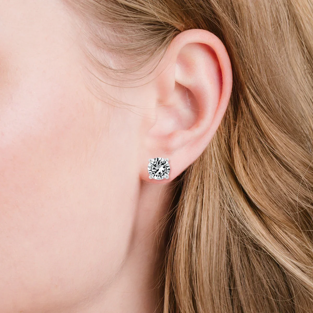 Solitaire Brilliant Studs in Pure Platinum- 4ct - Image 2