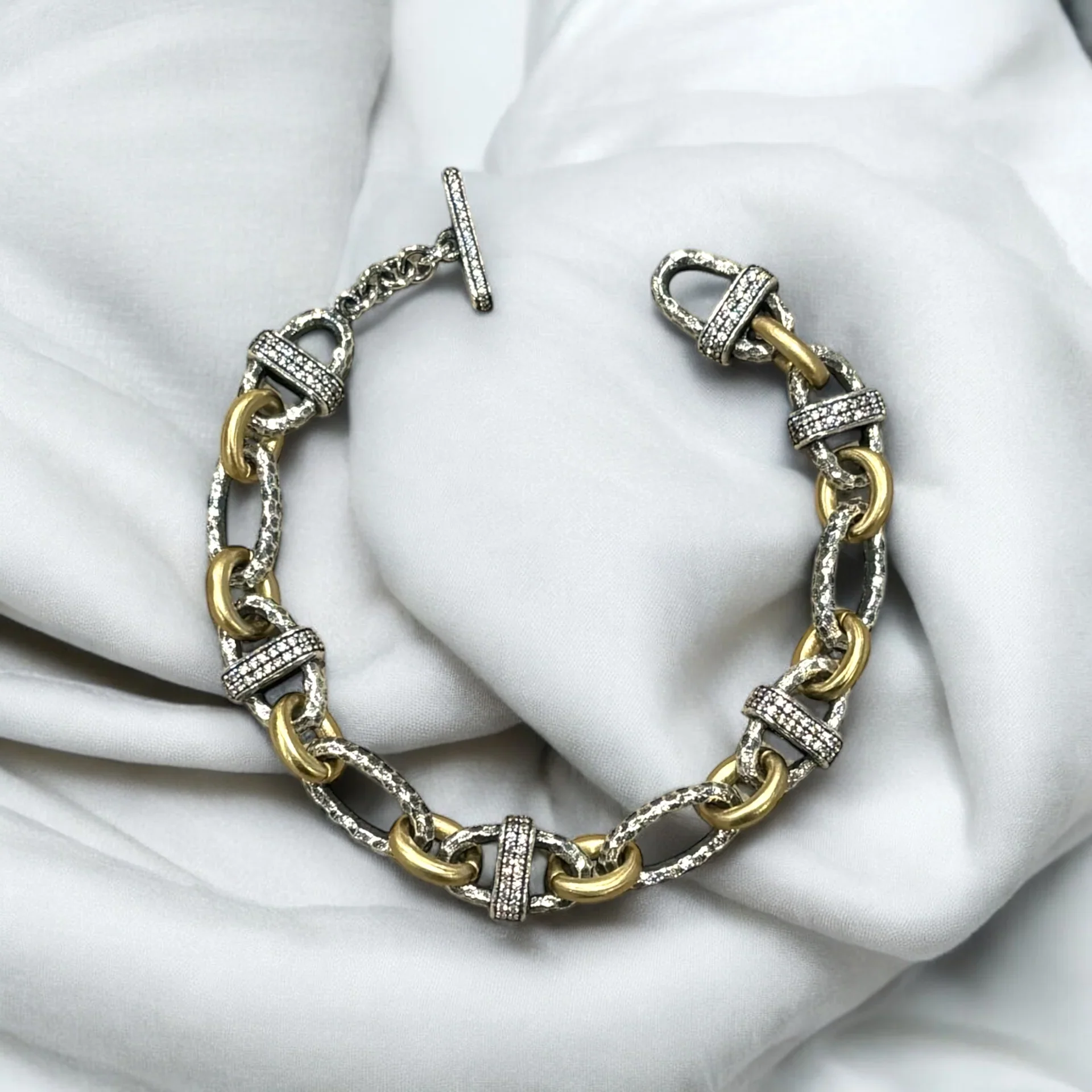 Vintage Silver Two-Tone Pave Ravelle Thin Hammered Chain Bracelet - Image 2